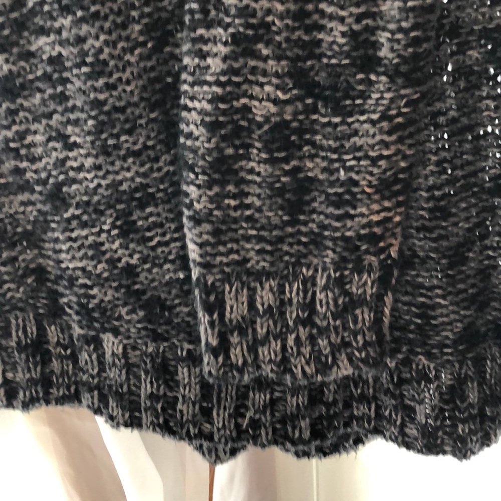 Large sweater - Picture 5 of 5